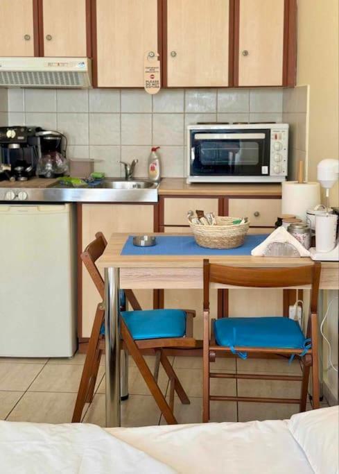 شقة Πλάτανος Στούντιο Platanos Studio Mytilíni المظهر الخارجي الصورة